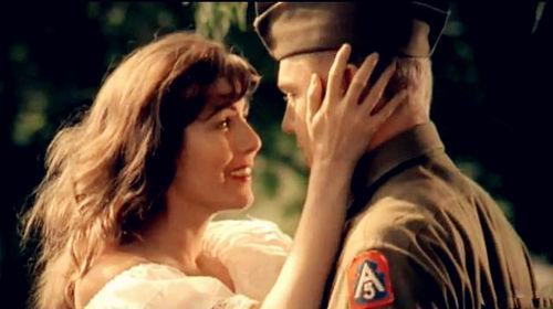 【泪时光】一个美丽而悲伤的故事《whiskey lullaby》(《威士忌安魂曲》)