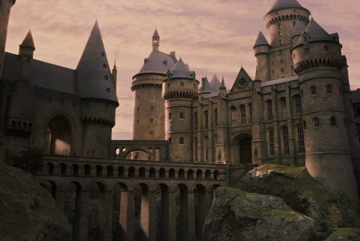 【泪时光】《再见,霍格沃茨》伴随一代人成长的魔幻系列电影哈利波特纪录片