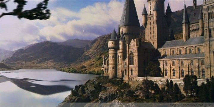 【泪时光】《再见,霍格沃茨》伴随一代人成长的魔幻系列电影哈利波特纪录片