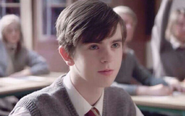 【泪时光】女神向电影混剪系列第005期:【欧美女神男神】十二星座真人版公主+十二星座真人版王子