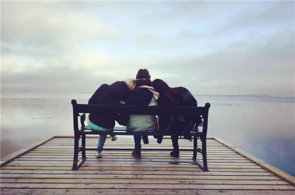 【泪时光】你聊微信的方式,暴露了你的社交层次