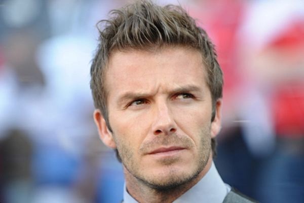 【泪时光】足坛一代巨星:当这个英俊的男人抬起右脚,下一刻就是巡航致导